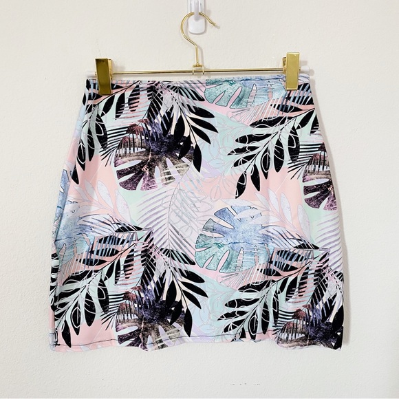 NWOT Karena Swimwear Bikini + Cover Up Set - Picture 7 of 7